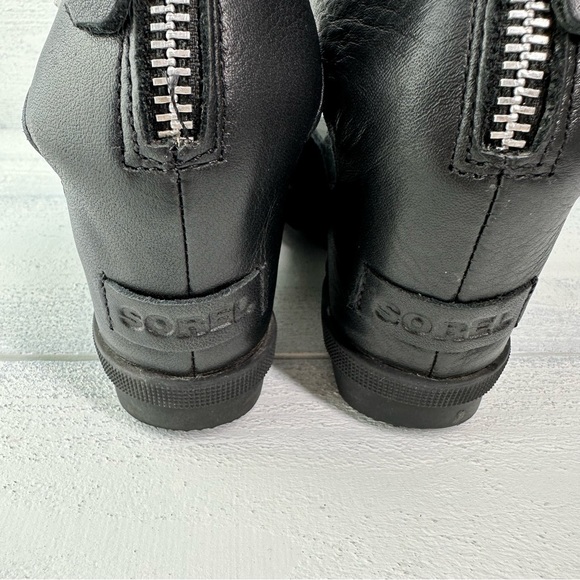 Sorel Joanie II Ankle Strap Wedge Sandal in Black - Picture 4 of 8